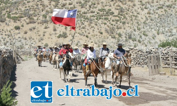Ceremonia de inicio de la Cabalgata 2017. Desde las 10 de la mañana, en la Plaza Prat, un grupo de 70 civiles comienza la travesía para recrear lo realizado por José de San Martín y con la guía del arriero putaendino Justo Estay, acontecimiento que cumple 200 años. (Foto Referencial).
