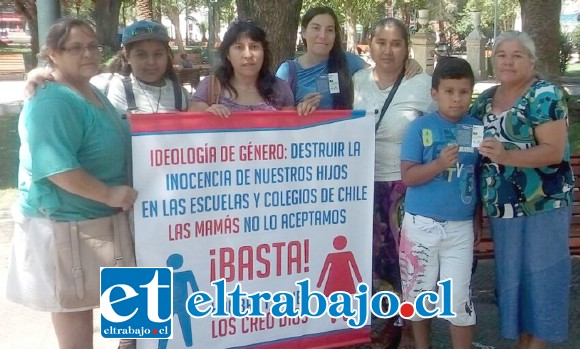 SOMOS MILLONES.- En San Felipe por ejemplo, ayer martes varios activistas de Somos Millones hicieron acto de presencia en nuestra comuna, Los Andes y Santa María.