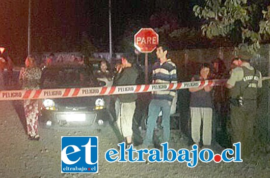 Pese a que los vecinos informaron que los lodos contaminantes no habían sido retirados desde el recinto y que la empresa sólo los habría cubierto con tierra, desde la Gobernación Provincial aseguraron que el material tóxico fue extraído en la tarde de ayer jueves.