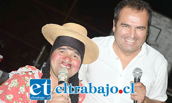 LOCURA TOTAL.- Ellos son ‘El ciudadano Beto’, interpretado por Luis Henríquez, y el desequilibrante doble de ‘La Rupertina’.