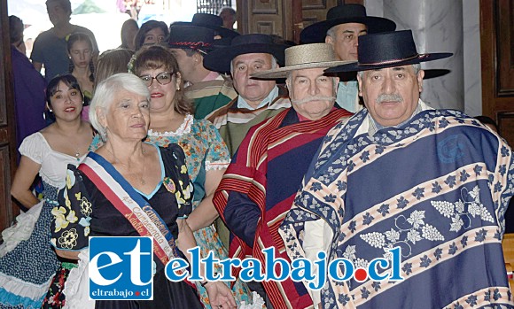 SIEMPRE LA CUECA.- Mi Tierra querida, agrupación folclórica sanfelipeña a cargo de los bailes en esta Misa.