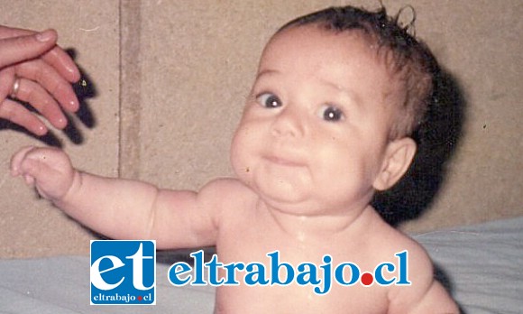 MÍRENLA NOMÁS.- Así lucía Marielle cuando apenas era una guagüita, siempre regalona y con muchas ganas de crecer.