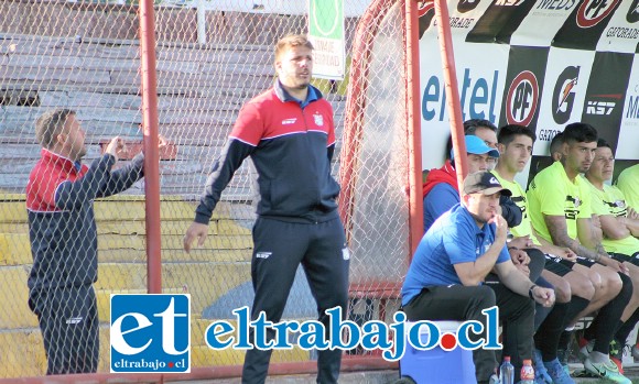 Bajo la conducción técnica de Damián Ayude Unión San Felipe no sabe de triunfos.