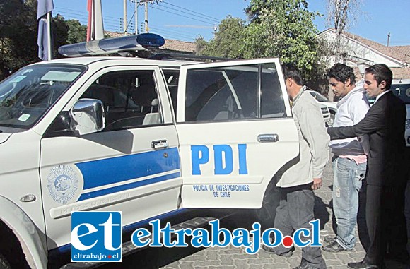 Personal de la PDI de Los Andes llevó a efecto la expulsión de ciudadanos bolivianos condenados por tráfico de drogas, quienes el año 2016 fueron sorprendidos transportando ovoides de cocaína en el interior de sus cuerpos.