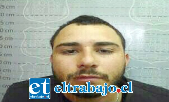 Nicolás Iturrieta Leiva participó en el asalto a un camión repartidor de mercadería en la Población San Felipe, enfrentándose a tiros con Carabineros.