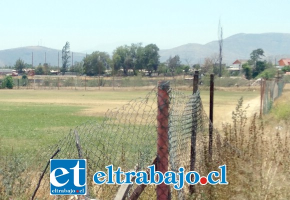 Sólo vestigios quedan de la antigua malla olímpica en el sector sur-oriente de la cancha 1, cierre que podrá ser recuperado en esta primera etapa del proyecto