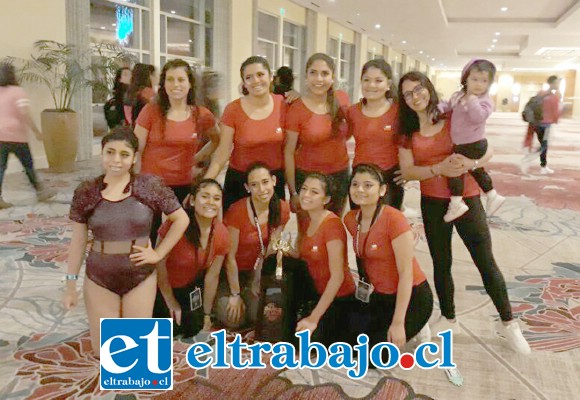 Acá están las integrantes que lograron el Segundo lugar en juveniles de 13 a 17 años modalidad lyrical.