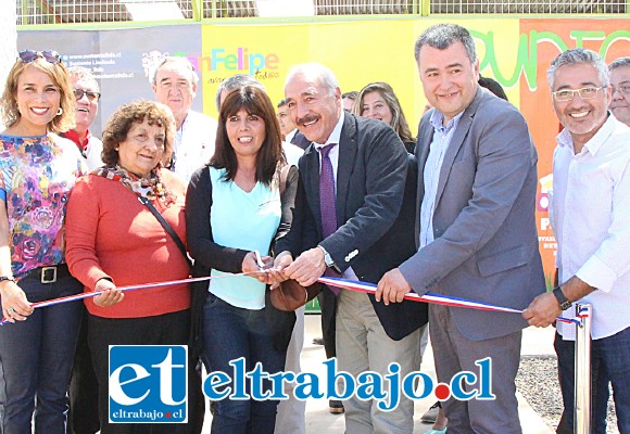 El primer Punto Limpio de la región implementado con recursos de la Subdere, inauguró la Municipalidad de San Felipe, el que se ubica en las dependencias del estadio municipal. El primer Punto Limpio de la región implementado con recursos de la Subdere, inauguró la Municipalidad de San Felipe, el que se ubica en las dependencias del estadio municipal.