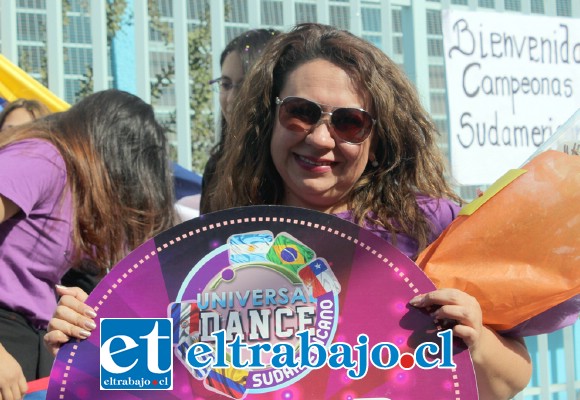 Profesora Teresa Cordero: “Fuimos con cuatro categorías y con las cuatro fuimos premiadas”.