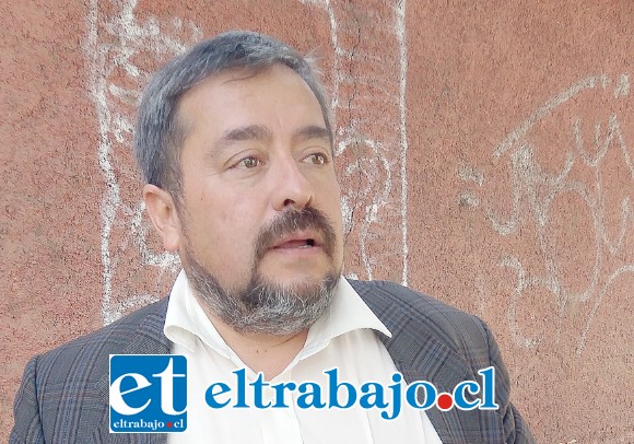 Mario Méndez, Médico Veterinario Jefe de la Autoridad Sanitaria.