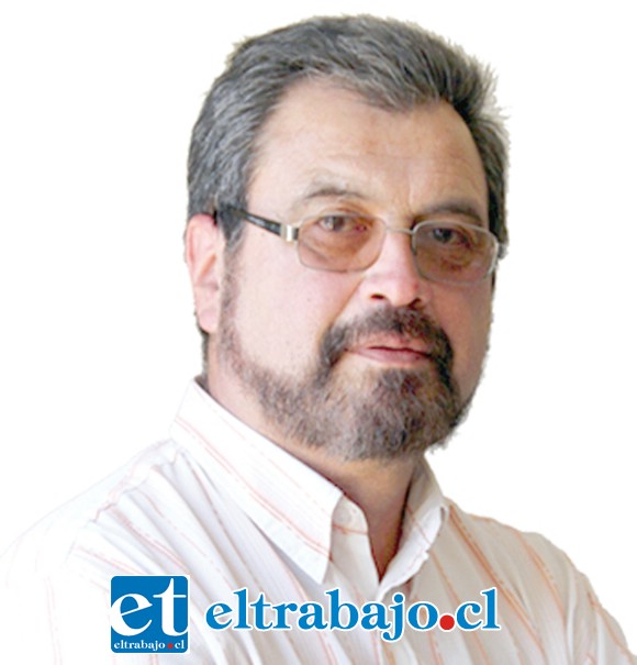 Manuel Vicencio, aficionado y dedicado a registrar las temperaturas del Valle de Aconcagua y encargado de la cuenta Twiter @aconcaguaclima.