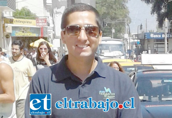 Alex Vera Sánchez, presidente de la Federación de Transporte Colectivo Mayor de la Provincia de San Felipe. Alex Vera Sánchez, presidente de la Federación de Transporte Colectivo Mayor de la Provincia de San Felipe.