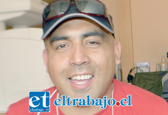 Diego Tapia, vocalista de Agresión sónica y uno de los organizadores.