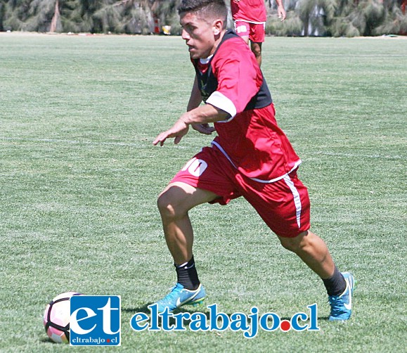 El pequeño y movedizo delantero Jimmy Cisterna fue el autor del gol que le dio el triunfo al Uní sobre Cobreloa.