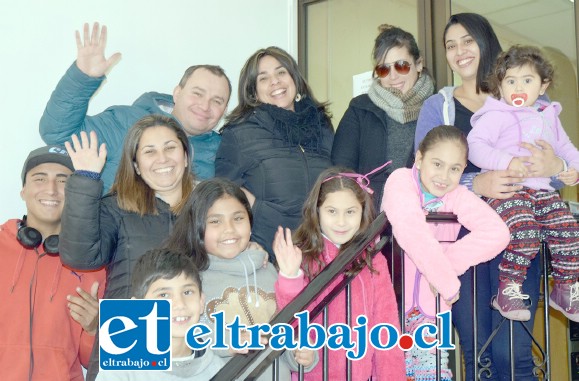 VISITAN DIARIO EL TRABAJO.- Ayer en la tarde parte del directorio que organiza esta actividad visitó nuestra Sala de Redacción, para invitar a nuestros lectores a participar.