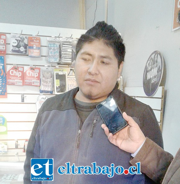 Walter Mestas, propietario del servicio técnico.