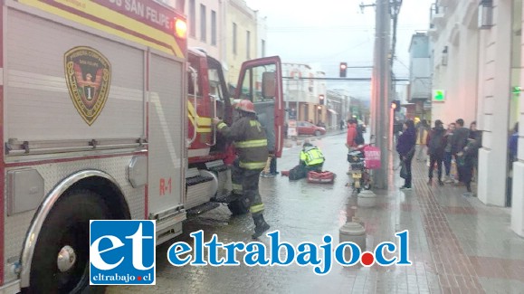 Una adulta mayor resultó con diversas lesiones en su cuerpo producto del atropello, siendo atendida en primera instancia por Bomberos y luego por el Samu. (Foto: @agroarancibia).