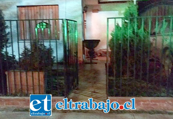 Hecho ocurrió la madrugada de ayer en la vivienda de los afectados en la Villa El Descanso de San Felipe.
