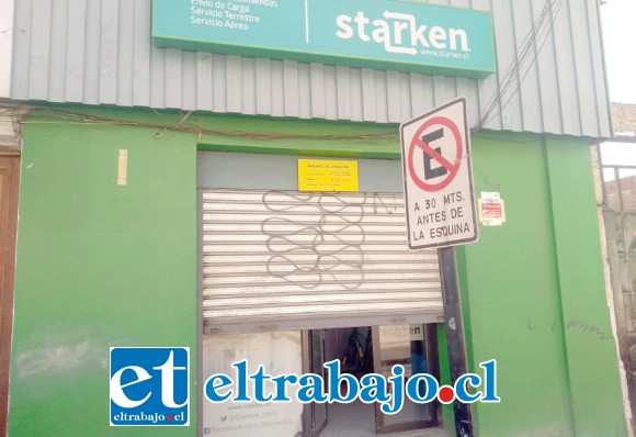 La oficina Starken se ubica en calle Traslaviña Nº 165 en San Felipe.