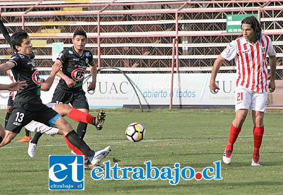El delantero argentino Franco Caballero tuvo un debut soñado al anotar los dos goles en la victoria sobre Puerto Montt.