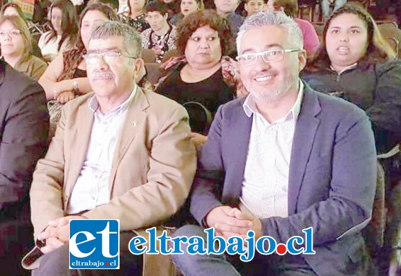 Mario Sottolichio, consejero regional, e Igor Carrasco, concejal de San Felipe, señalaron tajantemente que lo que se requiere es la rebaja del peaje Las Vegas. Mario Sottolichio, consejero regional, e Igor Carrasco, concejal de San Felipe, señalaron tajantemente que lo que se requiere es la rebaja del peaje Las Vegas.