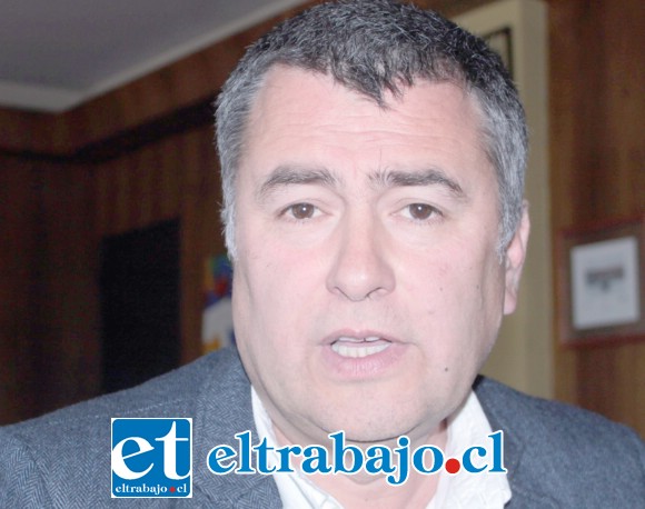 Eduardo León, arquitecto, ex gobernador de San Felipe.