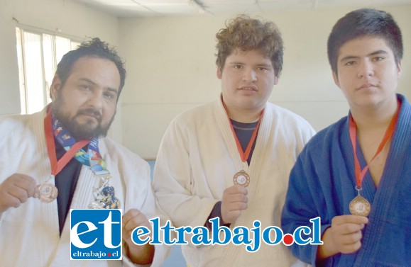 VIENE EL NACIONAL.- Ellos ya han obtenido excelente medallaje en los torneos de Judo, preparándose también para el Nacional de Judo que se disputará en octubre, en nuestra comuna.