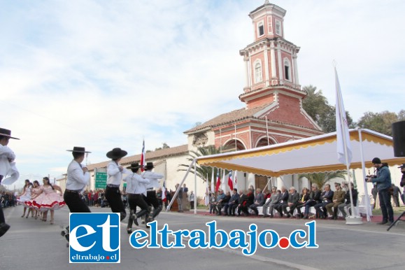 Las fuerzas vivas del sector Curimón estuvieron presente en esta solemne ceremonia que da el puntapié inicial a las actividades de celebración del nuevo aniversario.