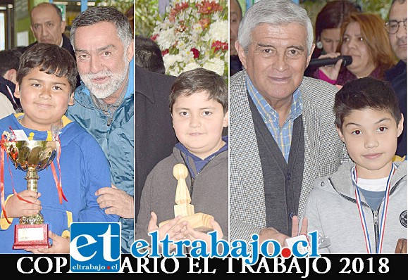 LA GRAN JORNADA.- Los niños participantes recibieron sus reconocimientos y trofeos, dependiendo del puntaje que ganaron, las autoridades con alegría felicitaron a los pequeños ajedrecistas.
