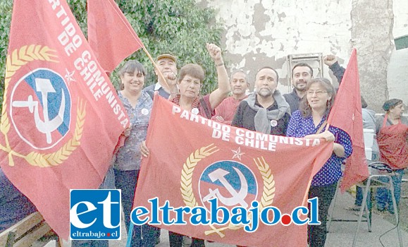 Representantes del PC de la provincia también dijeron presentes en esta celebración.