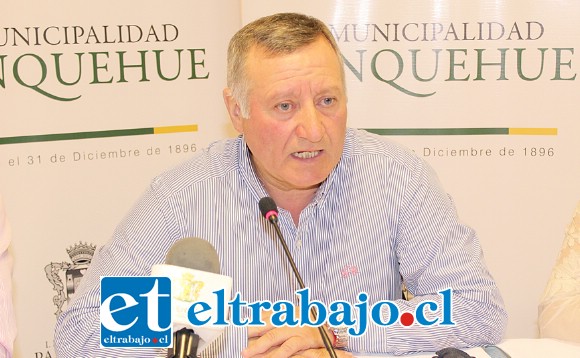 El alcalde Luis Pradenas dio a conocer la excelente parrilla de artistas y el programa para ambas noches que tendrá este décimo festival.