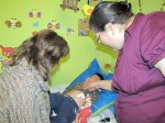 Con este ‘Botón Gástrico’, el pequeño Francisco Guajardo podrá alimentarse por un año, la Gobernadora Patricia Boffa hizo la entrega del dispositivo de salud que ayudará un poco el ya desesperante estado emocional de la familia del niño.