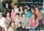Aquí tenemos a doña Norma Lazcano y toda su familia de artistas, ellos piensan reactivar muy pronto el espectáculo de espejismo.