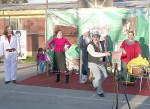 La Compañía de Teatro ‘El Baúl’, de Valparaíso, hizo de las suyas durante toda una semana de presentaciones en distintas comunidades de Santa María.