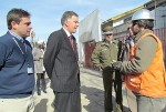 El Intendente Raúl Celis, por lo que la mañana de este viernes llegó hasta la comuna de San Esteban para inspeccionar personalmente los anhelados recursos.