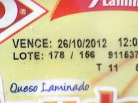 Esta etiqueta señala que el queso vencería el ‘26 de octubre de 2012’, aún así, las fotos en poder de nuestro medio confirman otra cosa.