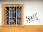 Los esfuerzos de los vecinos se estrellan contra la ignorancia tribal de algunos pocos que causan tanto daño a muchos.