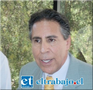 El director (s) de la DAEM de San Felipe explicó algunos de los cambios que se han estado produciendo, y que significan la restructuración de algunos cargos.