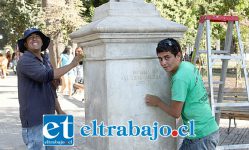 MANOS A LA OBRA.- Personal de talleres municipales aún trabajaban ayer lunes a las 18:00 horas, pues desde muy temprano iniciaron el proceso de limpieza.