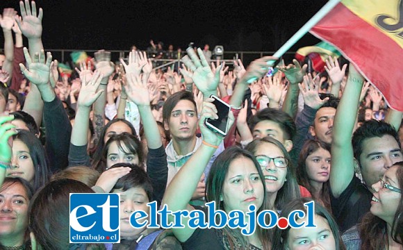 Miles de personas disfrutaron este año la cita con sus artistas favoritos, cada auno apoyó al de su preferencia.