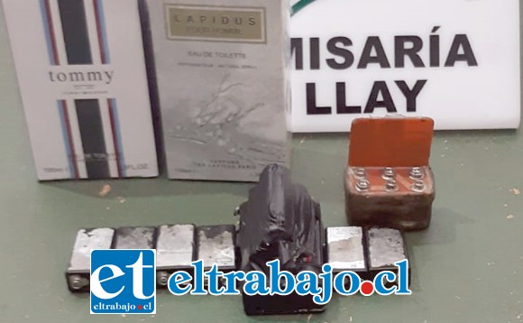 Carabineros incautó en poder de los imputados estas baterías que serían utilizadas aparentemente para cometer la adulteración de las máquinas electrónicas de juegos de azar, recuperando dos perfumes que habrían sido sustraídos desde un local comercial.