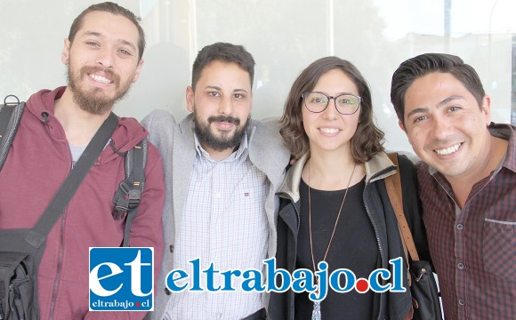 LOS DESARROLLADORES.- Aquí tenemos a parte del equipo organizador: Alfredo Córdova, Luis Pinilla, Nicol Jofré y Jaime Muñoz.