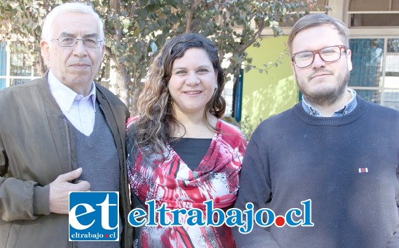 EQUIPO DE TRABAJO.- Ellos son los tres profesores que organizaron esta actividad: Roberto Tabilo, Lorena Pérez y Matías Rojas.