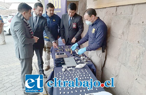 La Policía de Investigaciones efectuó un amplio operativo en búsqueda de la banda delictual domiciliada en la Villa 250 Años de San Felipe.