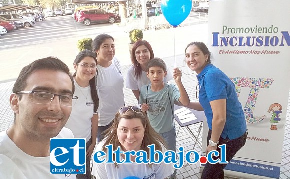 Integrantes de la agrupación Promoviendo inclusión.