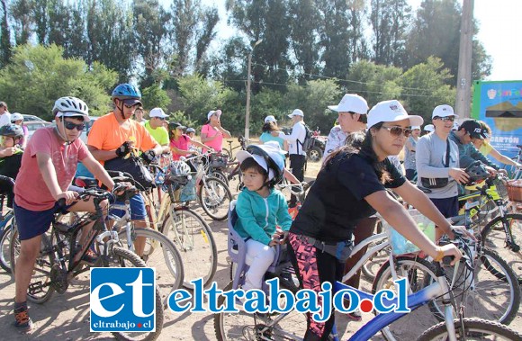La actividad es completamente gratuita, no competitiva y dirigida a las familias a las que se invita a vencer el frío y participar de la cicletada.