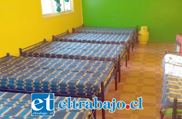 Este es el refugio que se habilitó para recibir a las personas en situación de calle de las diferentes comunas de la Provincia de San Felipe.