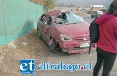 El volcamiento se originó alrededor de las 09:40 horas de la mañana de ayer jueves en el sector El Asiento de San Felipe.