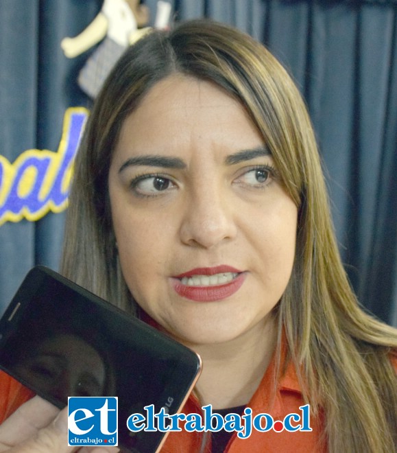 Francisca Machuca, encargada del Área Técnica Profesional del Liceo Corina Urbina.