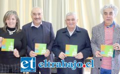 Los concejales Patricia Boffa, Juan Carlos Sabaj, Dante Rodríguez y el alcalde Patricio Freire, hicieron el anuncio oficial.